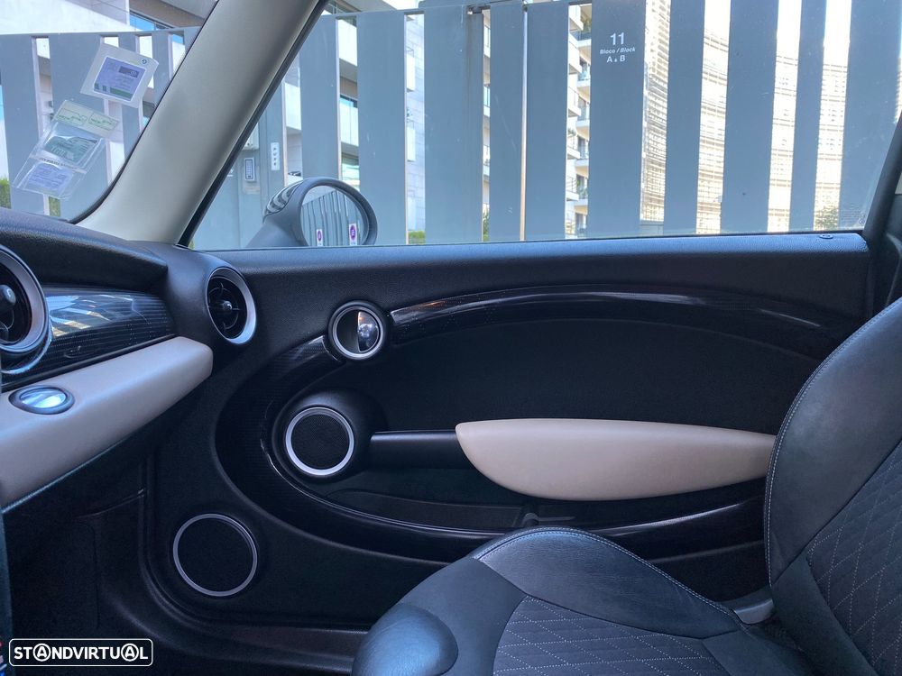 MINI 3 Portas One D - 15