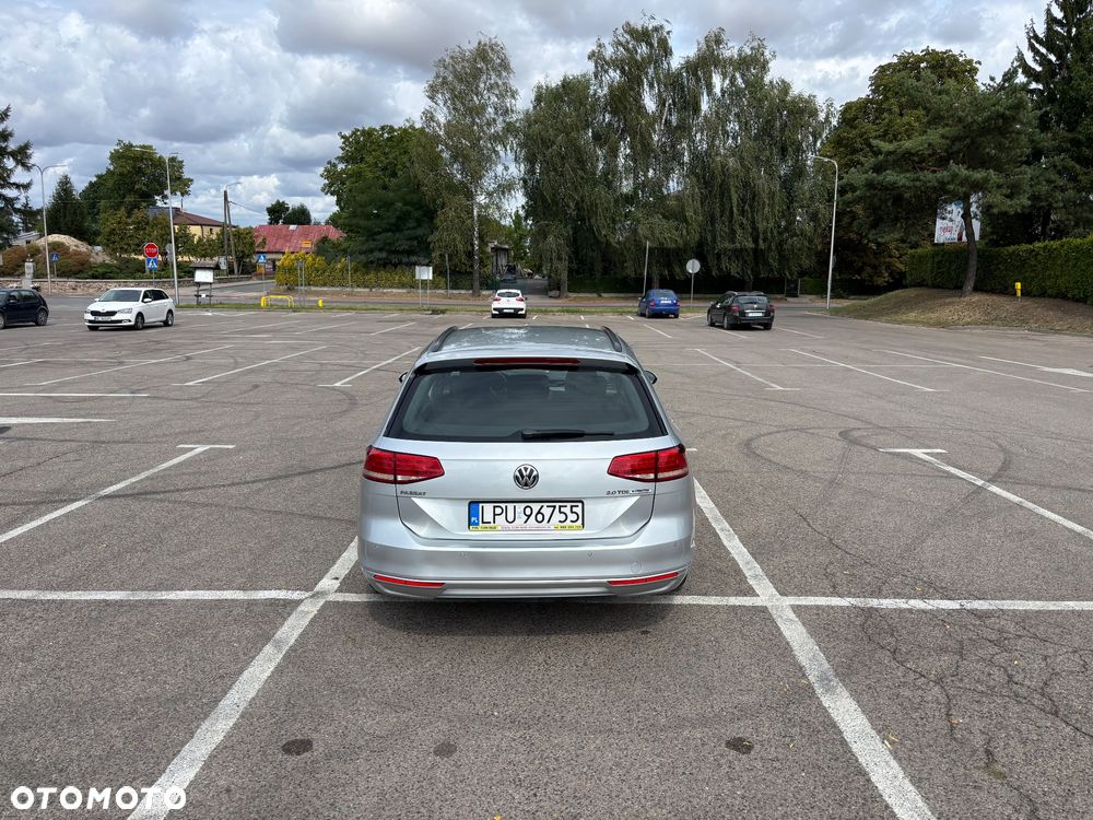 Volkswagen Passat 2.0 TDI BMT Trendline - 4