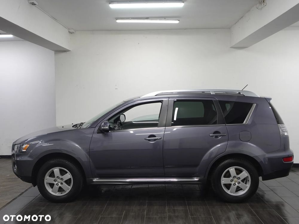 Mitsubishi Outlander 2010 photo 5