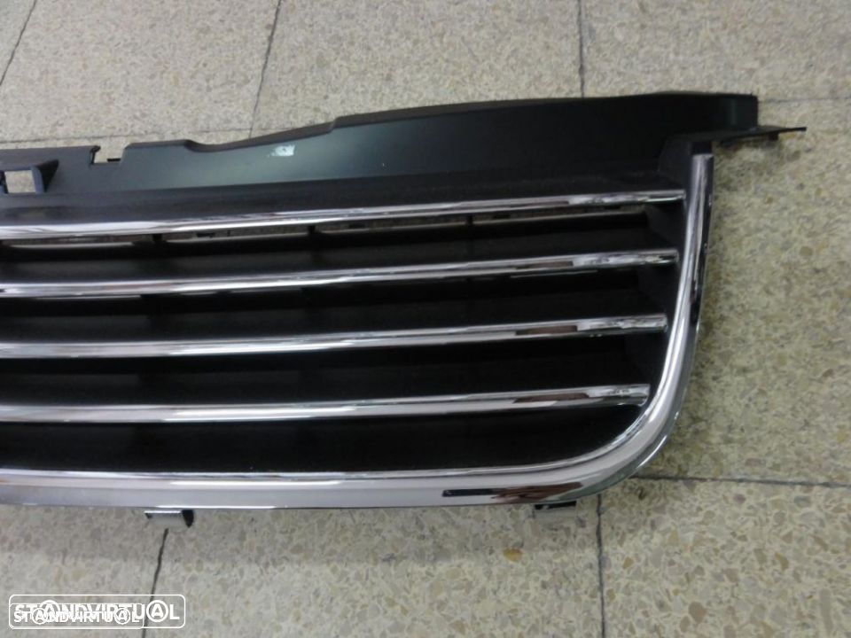 Grelha frontal sem símbolo cromada e preto para VW Passat 3BG 2000-2005 em plástico ABS - 4