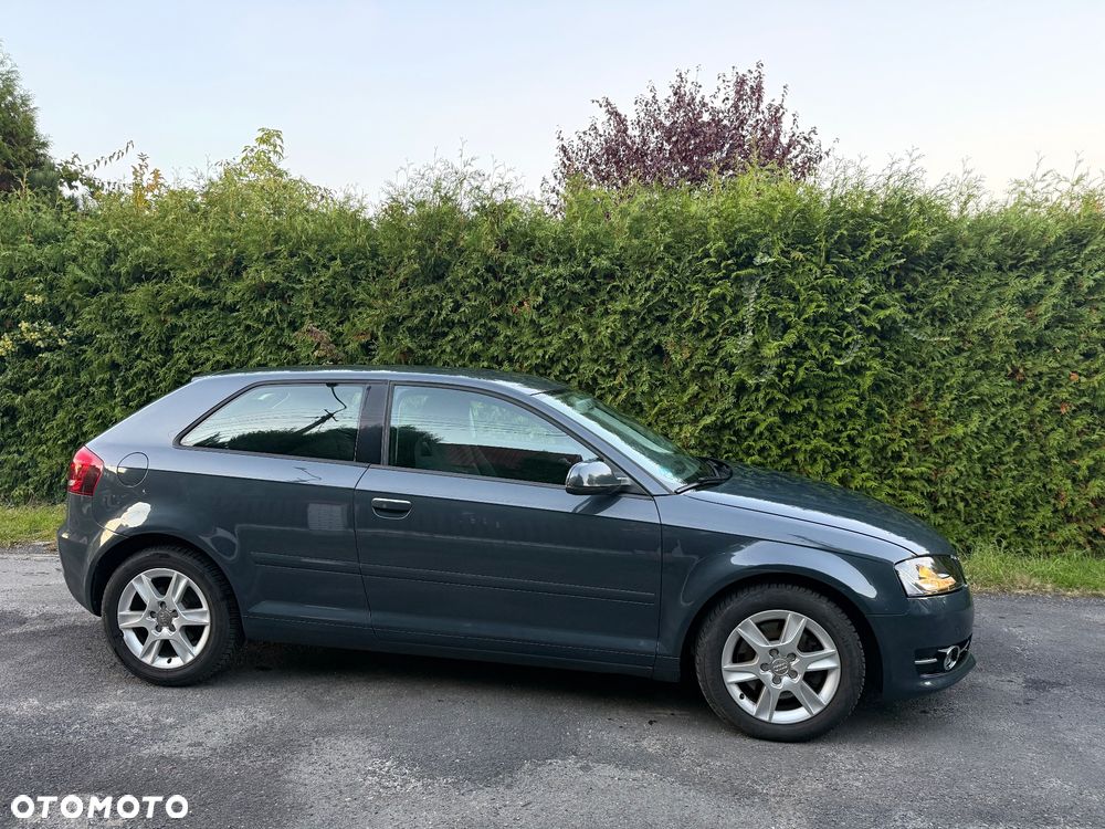 Audi A3 2011 photo 3
