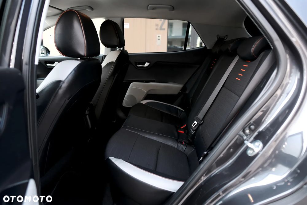 Kia Stonic 1.0 T-GDI 120 Edition 7 - 24