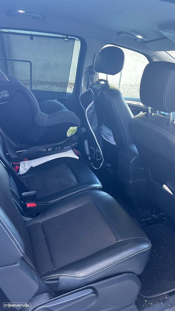 Ford S-Max 2.2 TDCi Edition 7L - 14