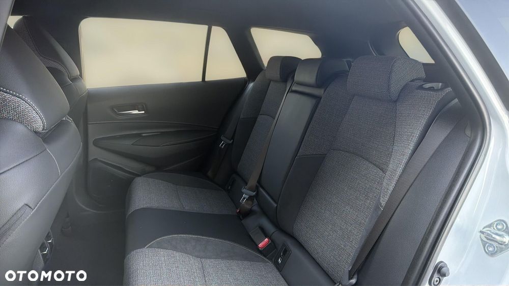 Toyota Corolla - 14