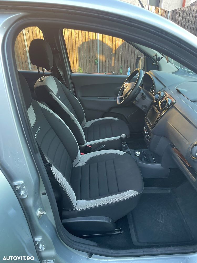 Dacia Lodgy TCe 130 GPF Stepway - 8