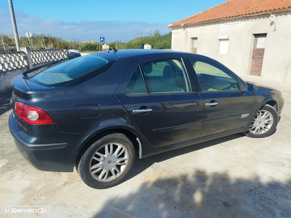 Renault Laguna - 3