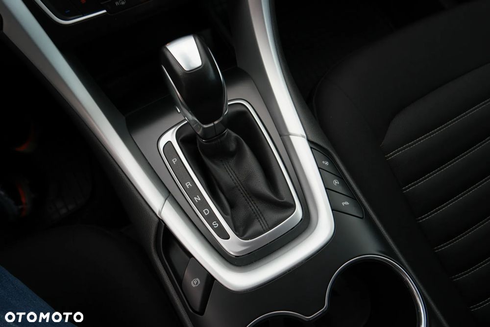 Ford Mondeo - 31