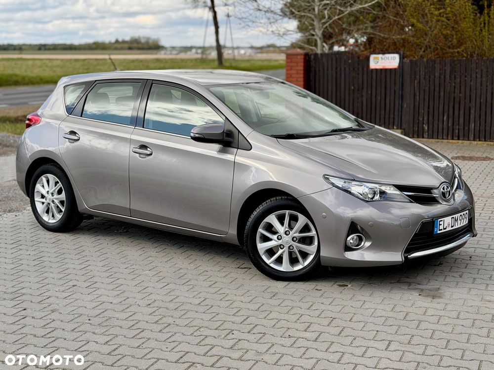 Toyota Auris 1.4 D-4D Life Plus - 31