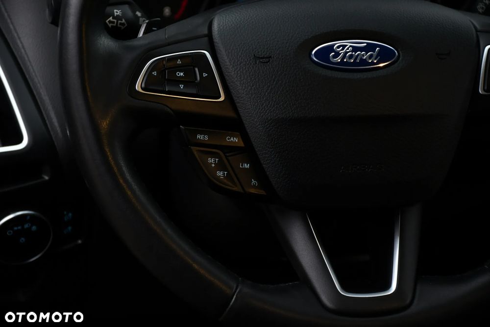Ford Focus Turnier 1.5 EcoBoost Start-Stopp-System TITANIUM X - 33