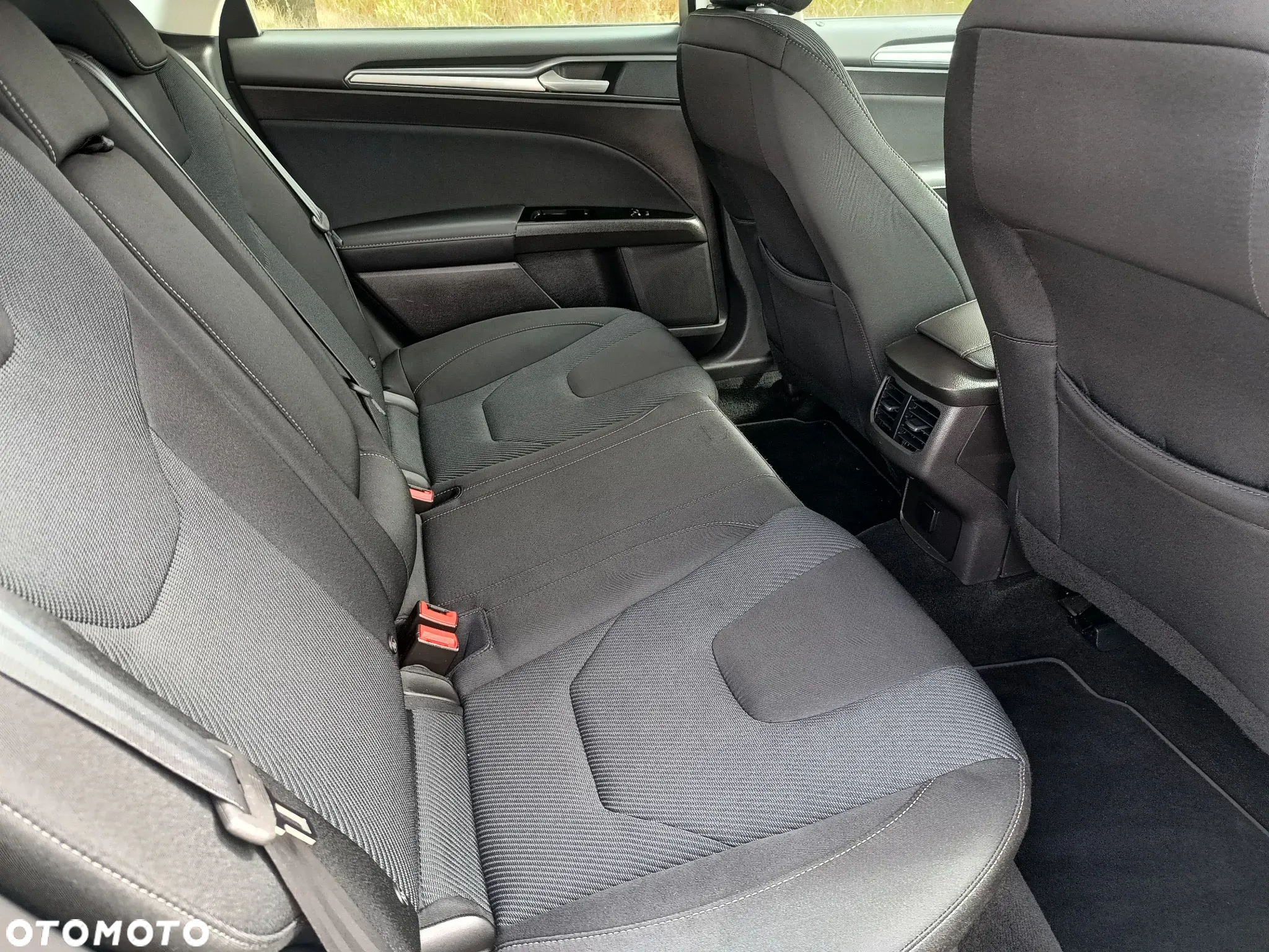 Ford Mondeo - 17