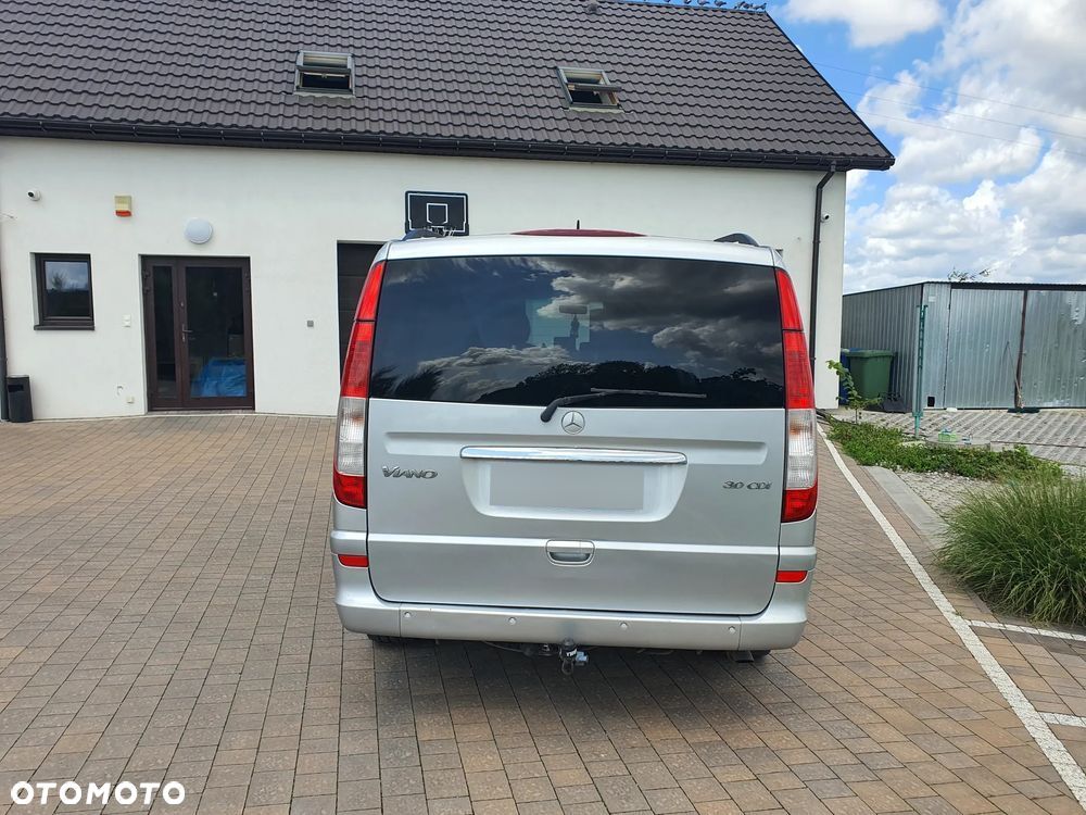 Mercedes-Benz Viano - 5