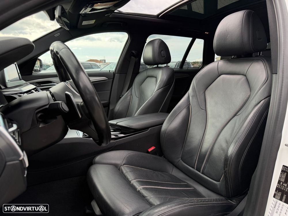 BMW 520 d Pack Desportivo M Auto - 12