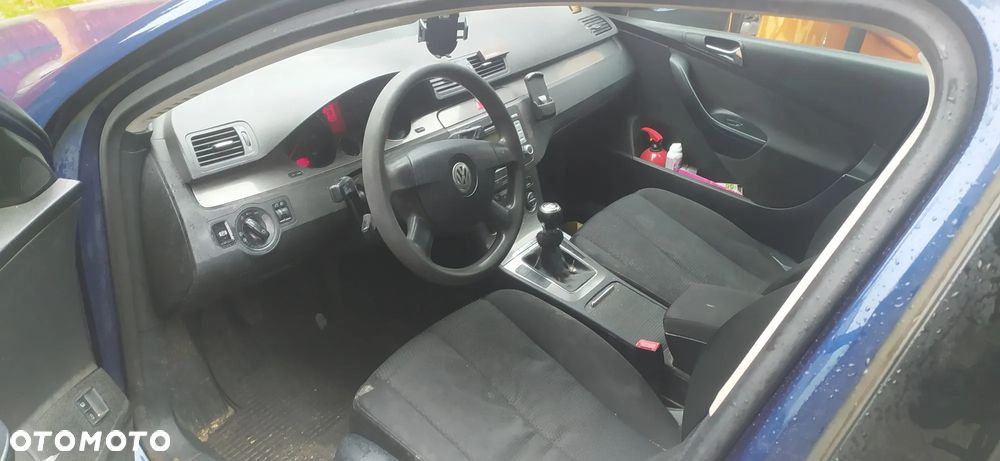 Volkswagen Passat Variant 2.0 TDI Trendline - 4