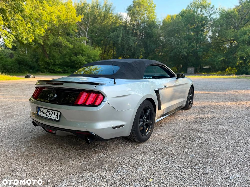 Ford Mustang 3.7 V6 - 10