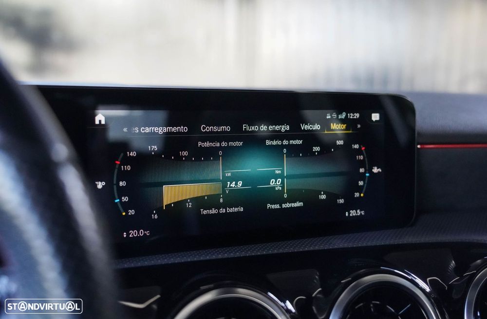 Mercedes-Benz A 250 e AMG Line - 27