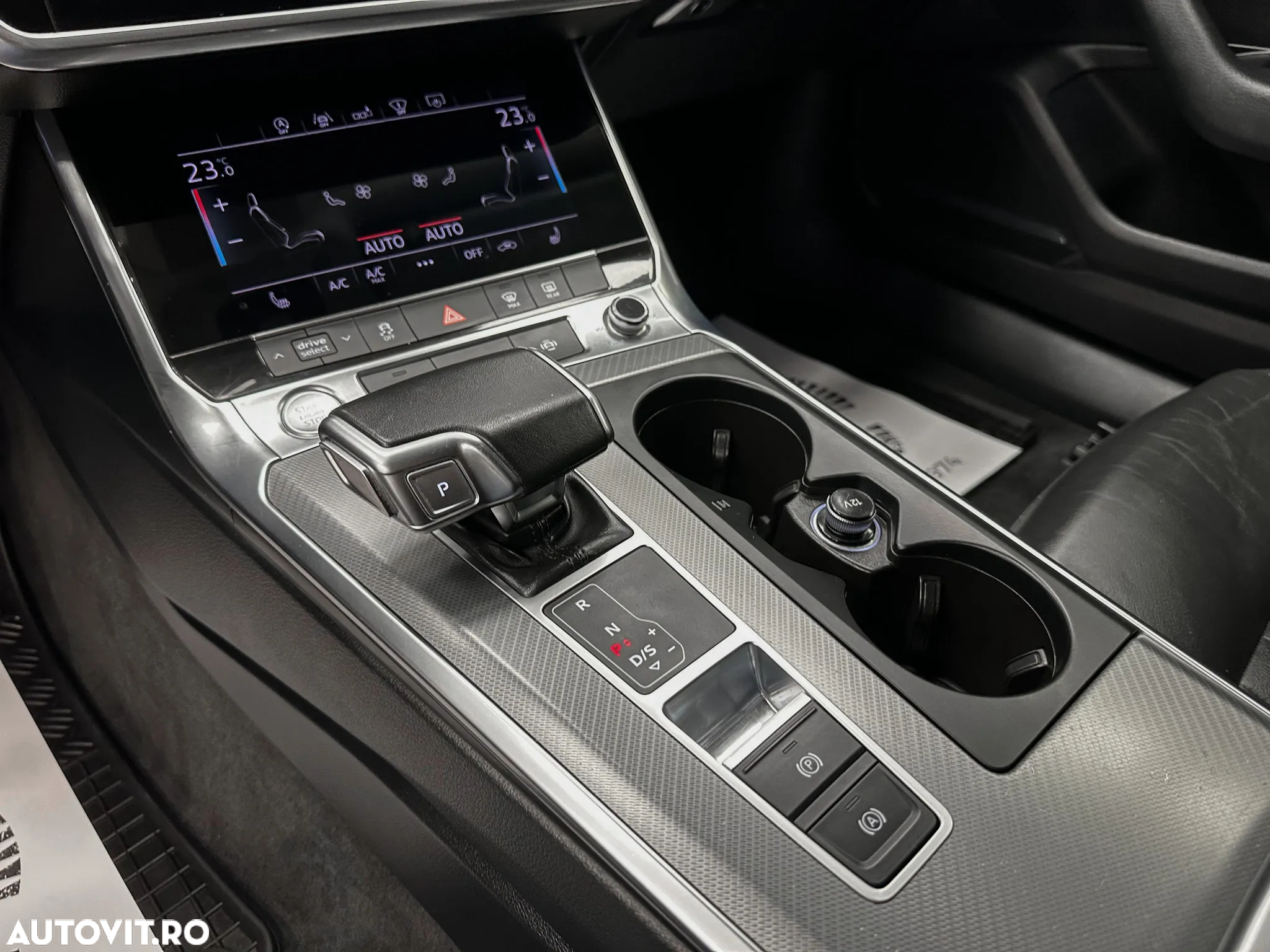Audi A6 Avant 3.0 45 TDI quattro Tiptronic Sport - 38
