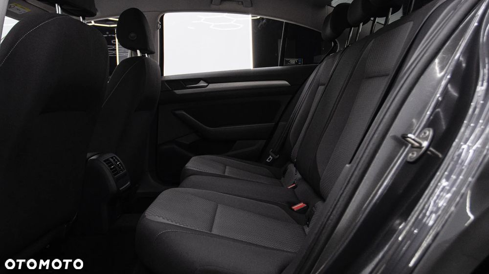 Volkswagen Passat 1.5 TSI EVO Essence DSG - 18