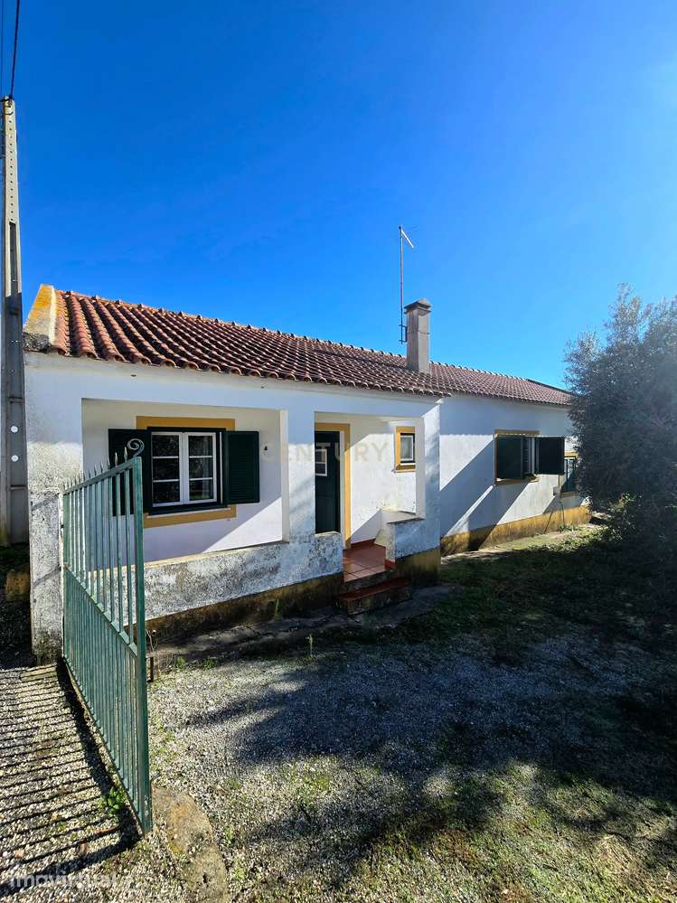 Moradia T3 com 2000 m² de Terreno, Poço, Forno Tradicional e Garagem – - Grande imagem: 4/33