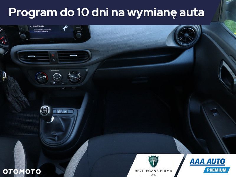 Hyundai i10 - 10