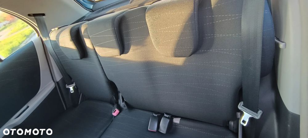 Toyota Yaris ver-1-4-d--4d - 21