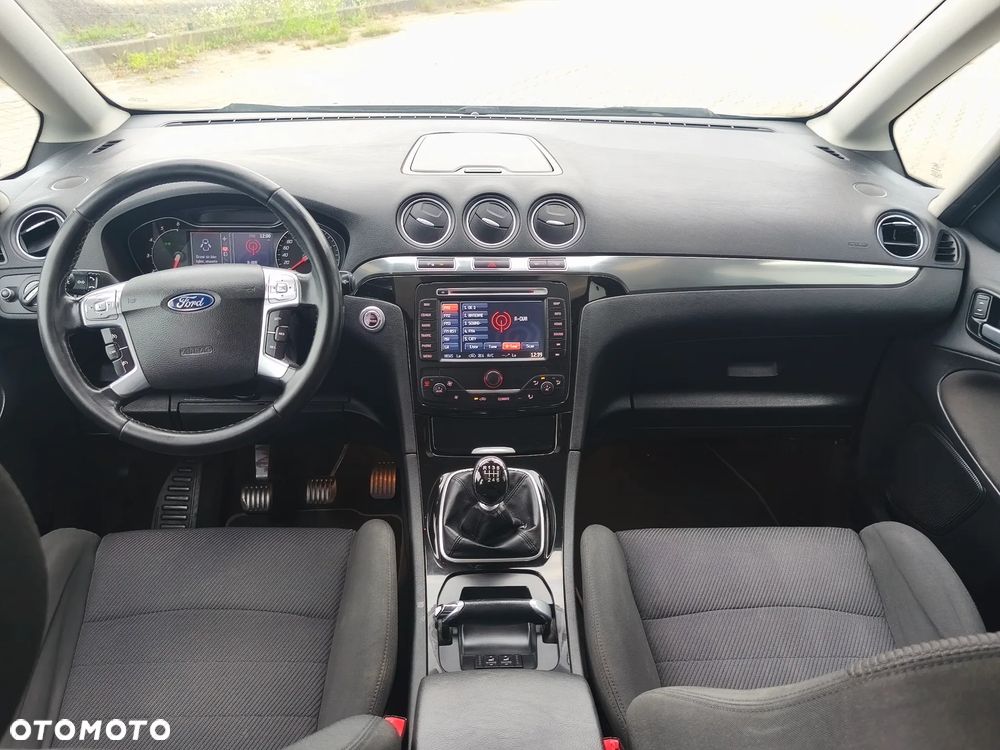 Ford Galaxy 2.0 TDCi Titanium - 34