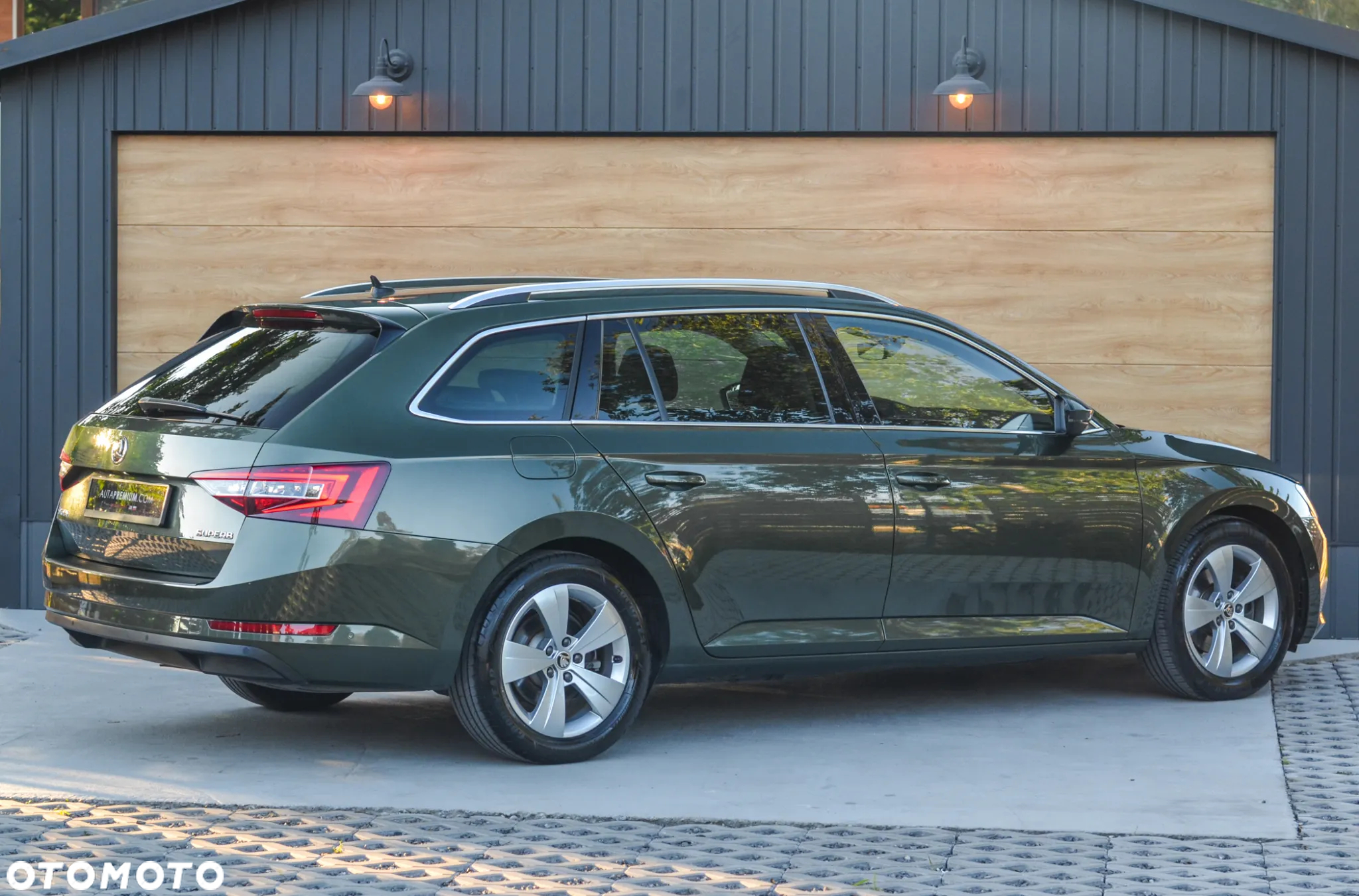 Skoda Superb 2.0 TDI SCR Style DSG - 19