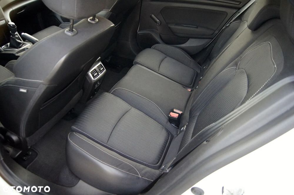 Renault Megane BLUE dCi 115 BUSINESS EDITION - 11