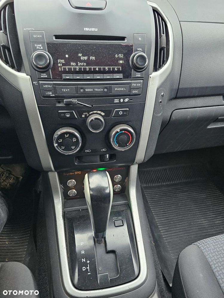 Isuzu D-Max - 11