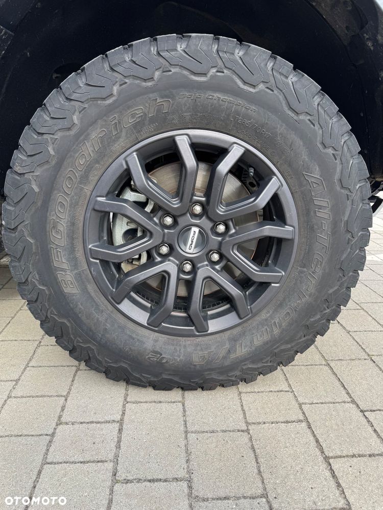 Ford Ranger Raptor - 32