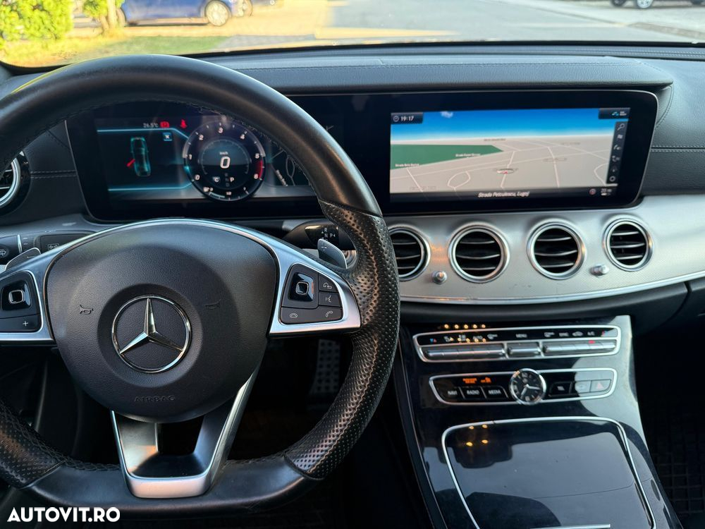 Mercedes-Benz E 350 d 4Matic T 9G-TRONIC AMG Line - 27