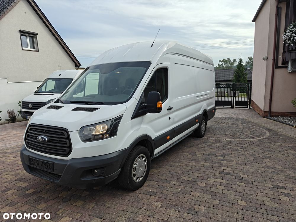 Ford Transit Jumbo - 1