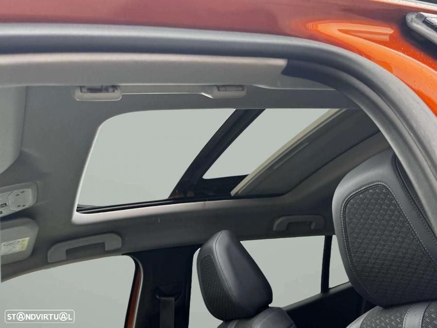 Peugeot e-2008 50 kWh GT Pack - 27