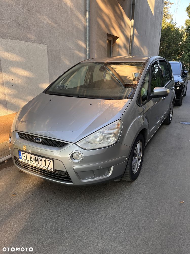 Ford S-Max - 8