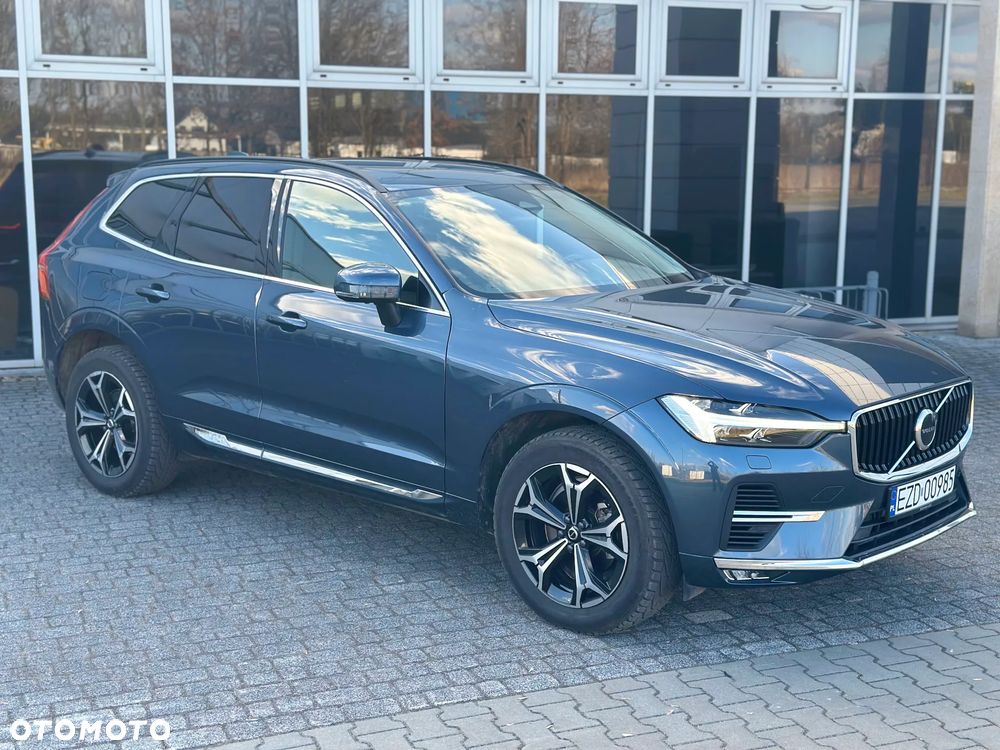 Volvo XC 60 B5 B AWD Geartronic Momentum Pro - 3