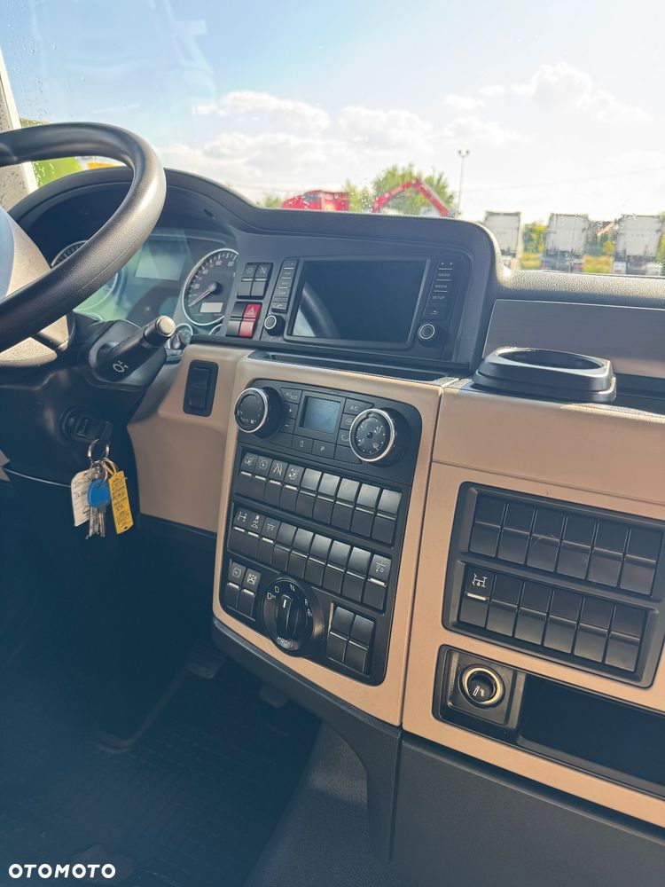 MAN TGX 18.460 / Euro 6 / Automat / Full Spoiler / Lodówka / Retarder / Navi / Z Francji - 27