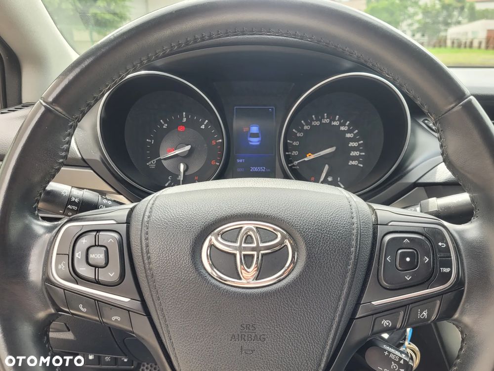 Toyota Avensis 2.0 D-4D Active Business - 16
