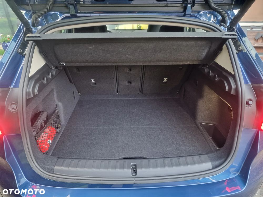 BMW iX1 xDrive30 66.5kWh xLine - 32