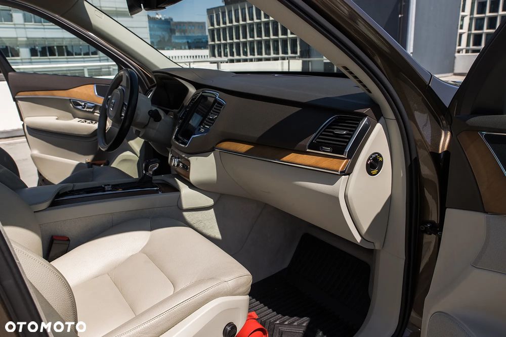 Volvo XC 90 D4 Geartronic Momentum - 35