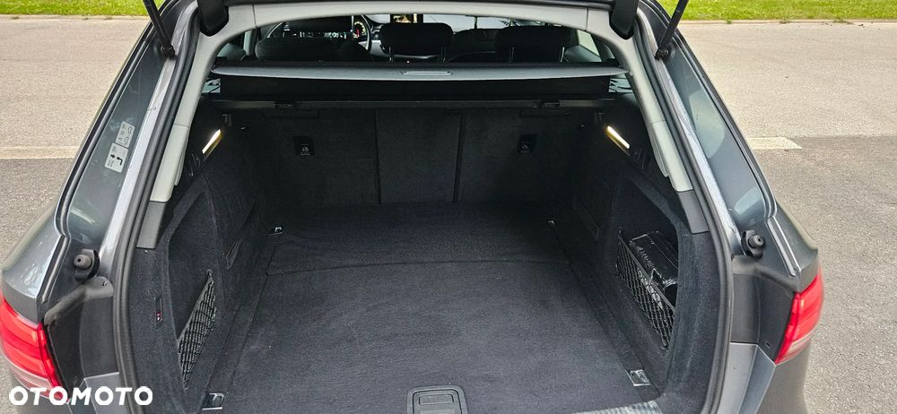 Audi A4 Avant - 11