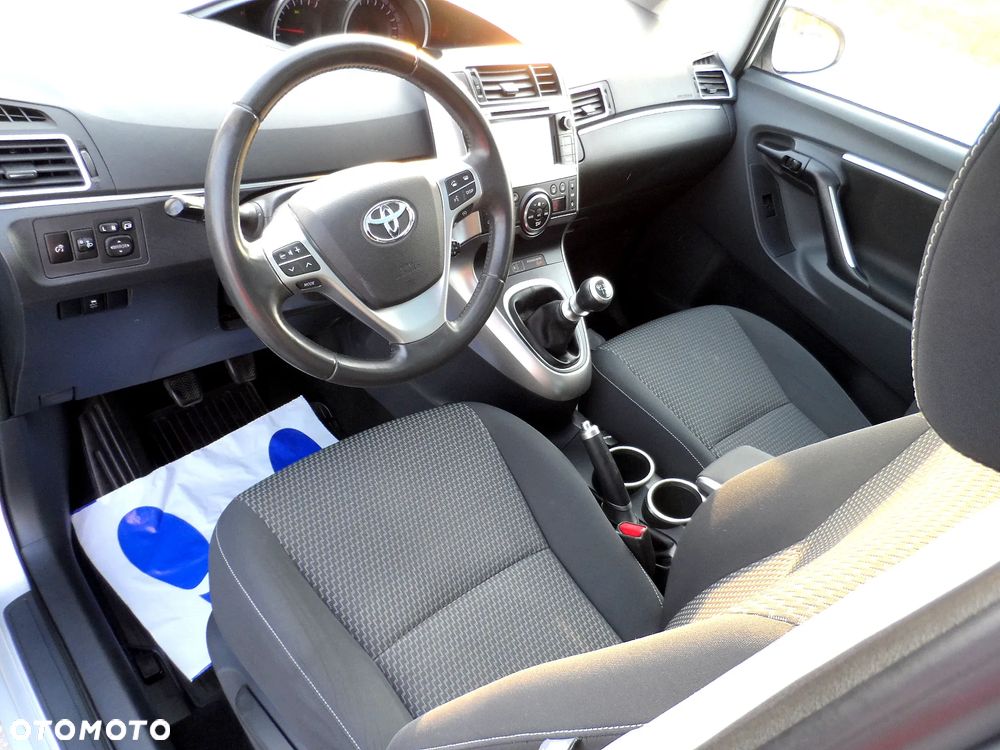 Toyota Verso 1.6 5-Sitzer Life - 14