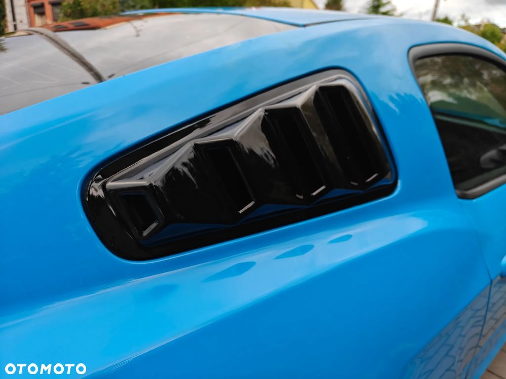 Ford Mustang - 30