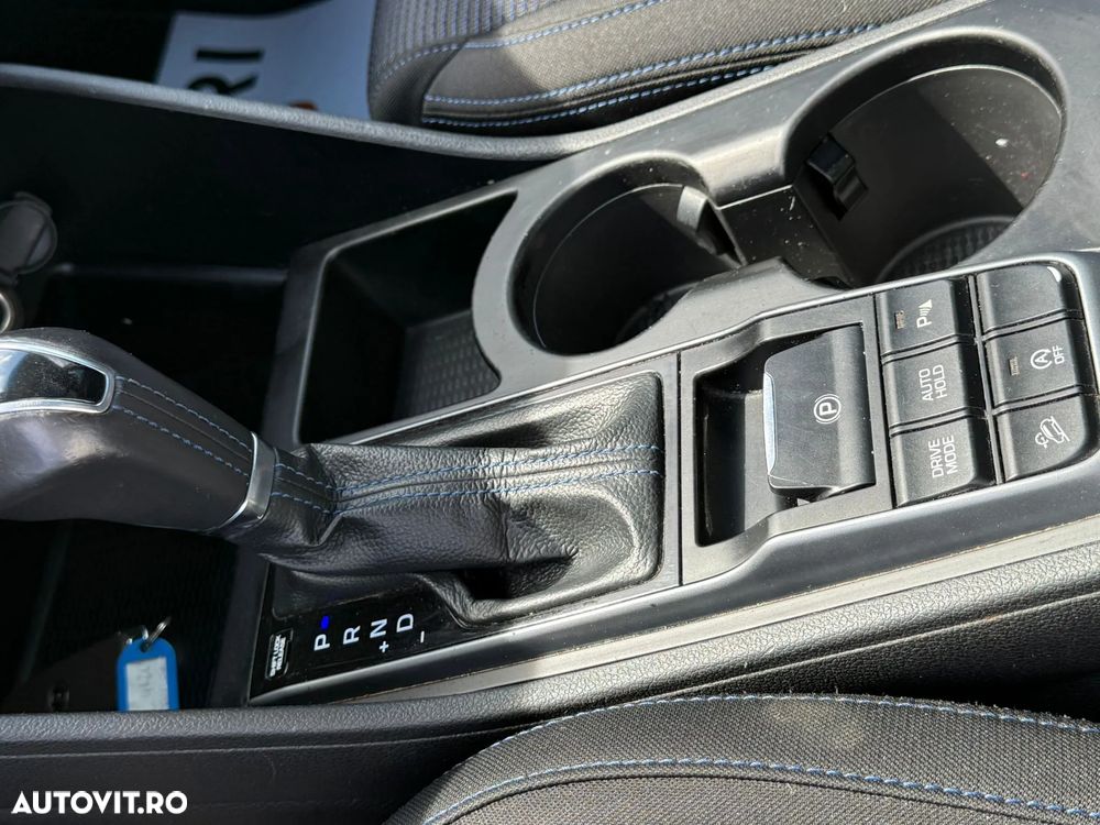 Hyundai Tucson blue 1.7 CRDi 2WD DCT Premium - 17