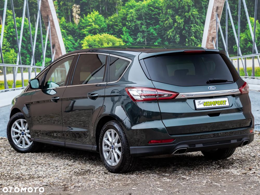 Ford S-Max - 8
