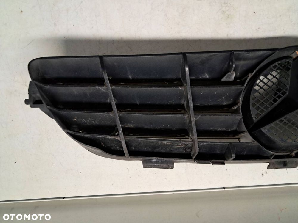 mercedes-benz clk w209 grill atrapa zderzaka przedniego a2098800183 - 10