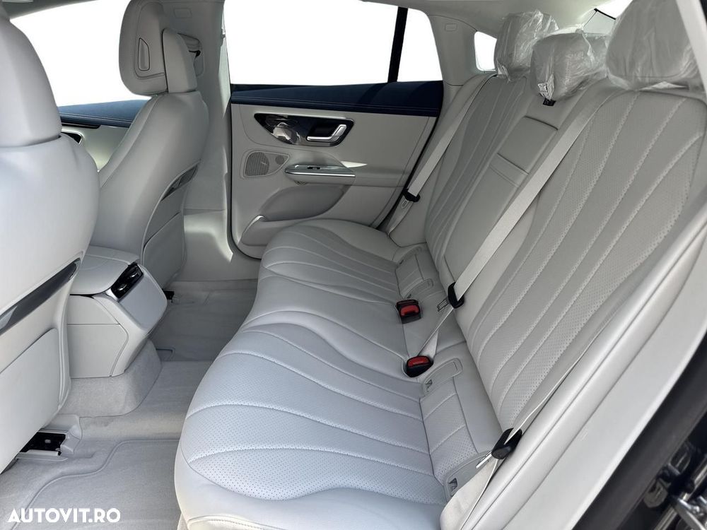 Mercedes-Benz EQE 350 4MATIC - 10