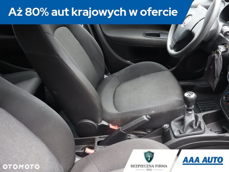 Fiat Punto 2012 - 11