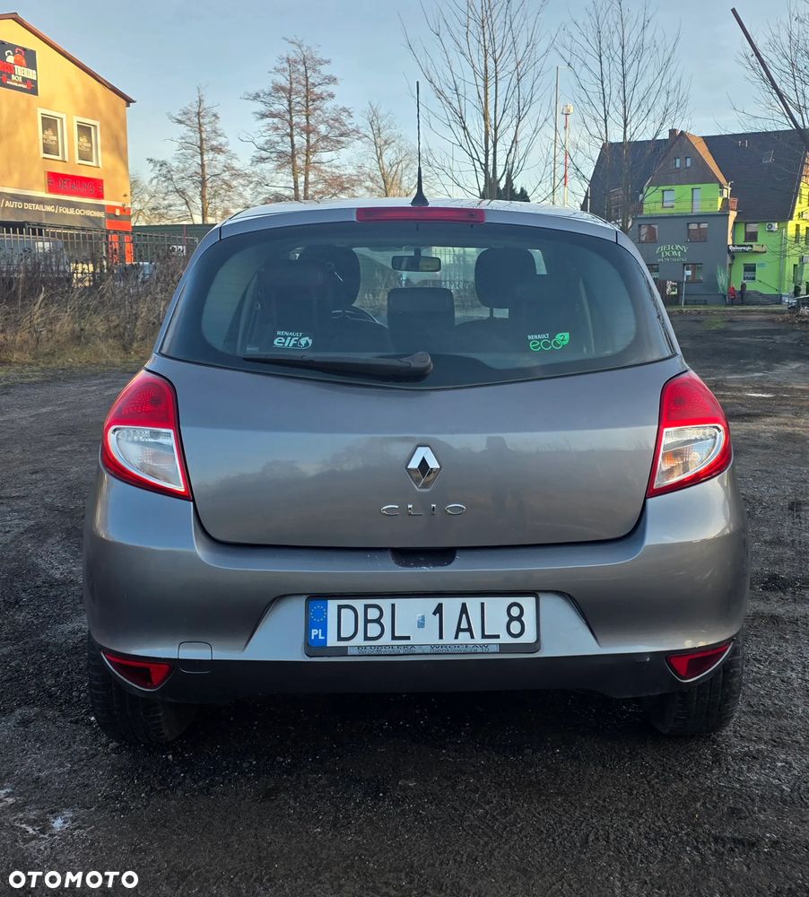 Renault Clio 1.2 16V Ripcurl - 12