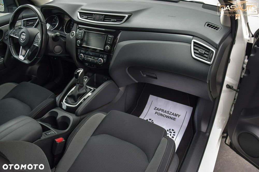Nissan Qashqai 1.3 DIG-T DCT N-CONNECTA - 32