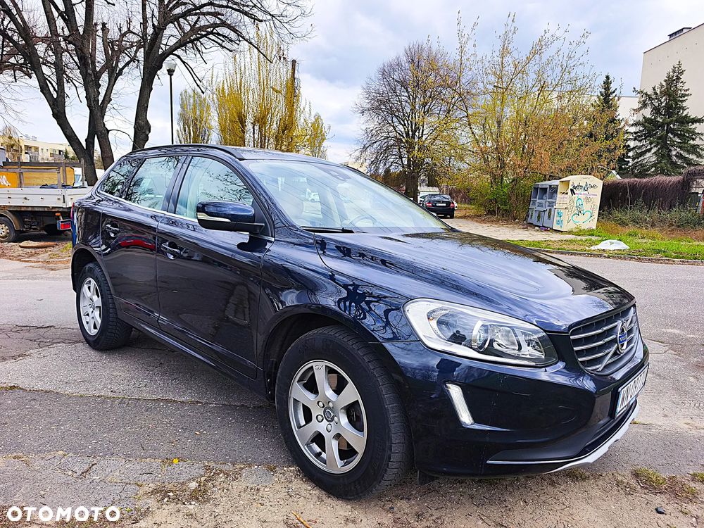Volvo XC 60 D4 Drive-E Momentum - 4