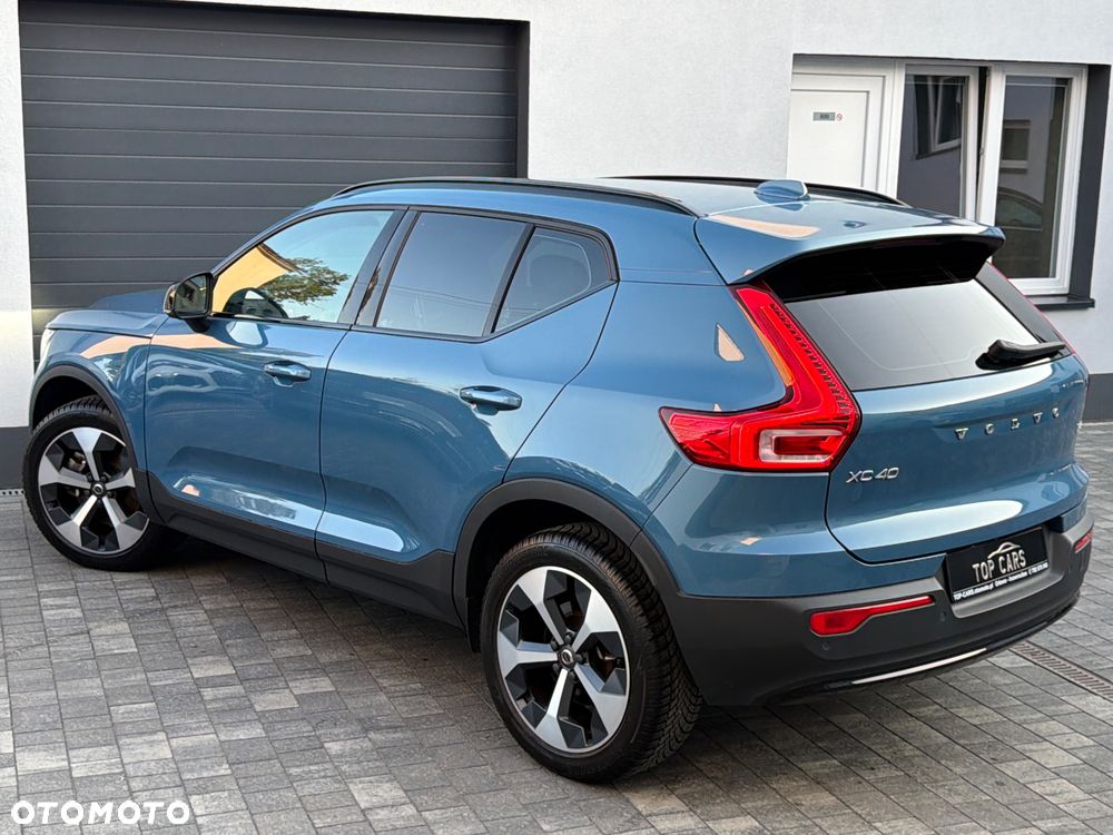 Volvo XC 40 B3 B DKG Ultra Black Edition - 29